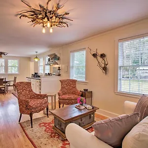 Holiday home - 5 Mi To Wormsloe Historic Site!