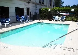 Spark By Hilton Savannah Airport