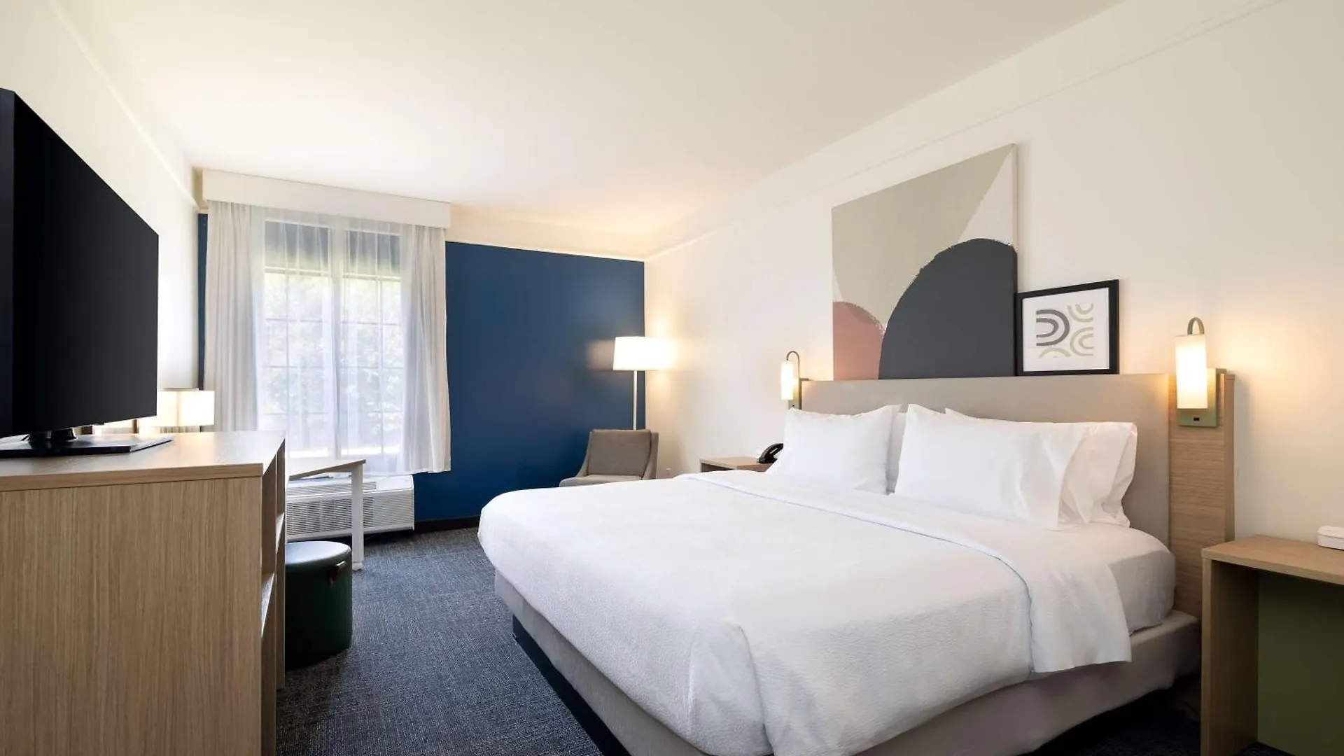 ** Hotel Spark By Hilton Savannah Airport United States