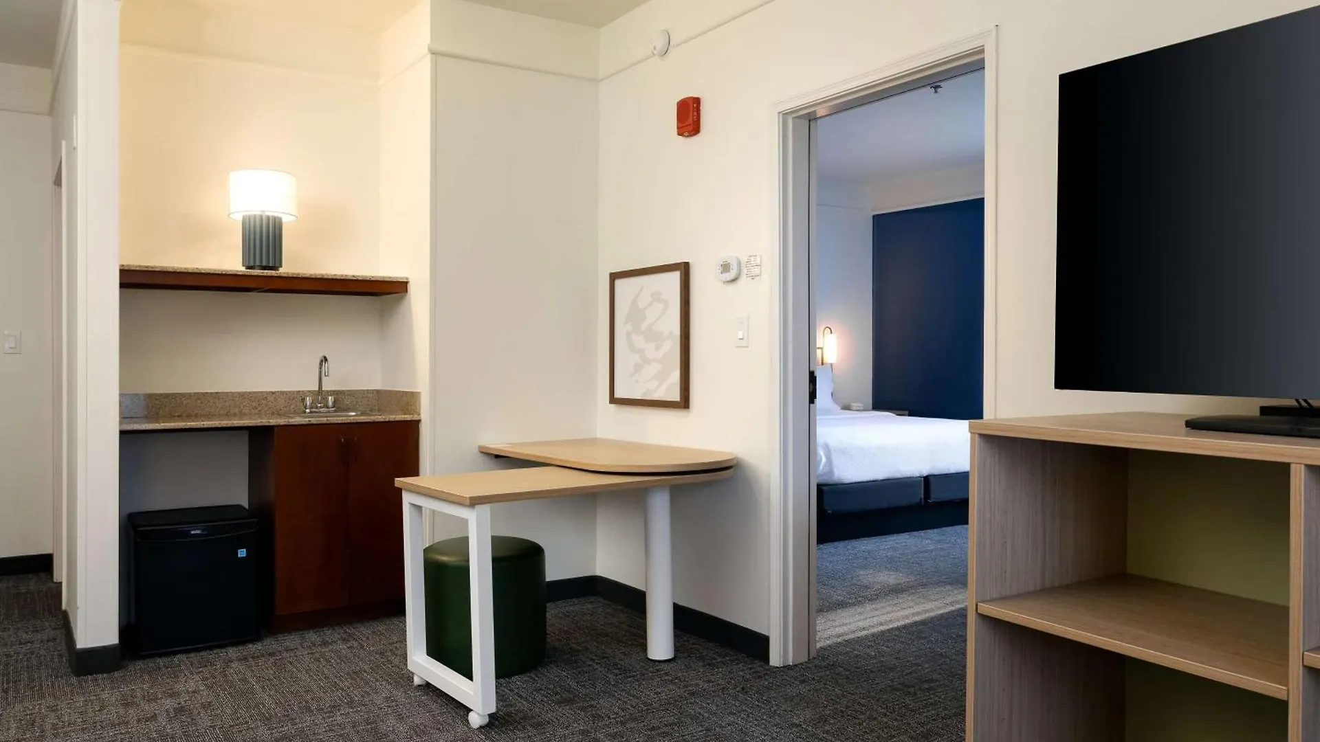 Spark By Hilton Savannah Airport 2*,  United States